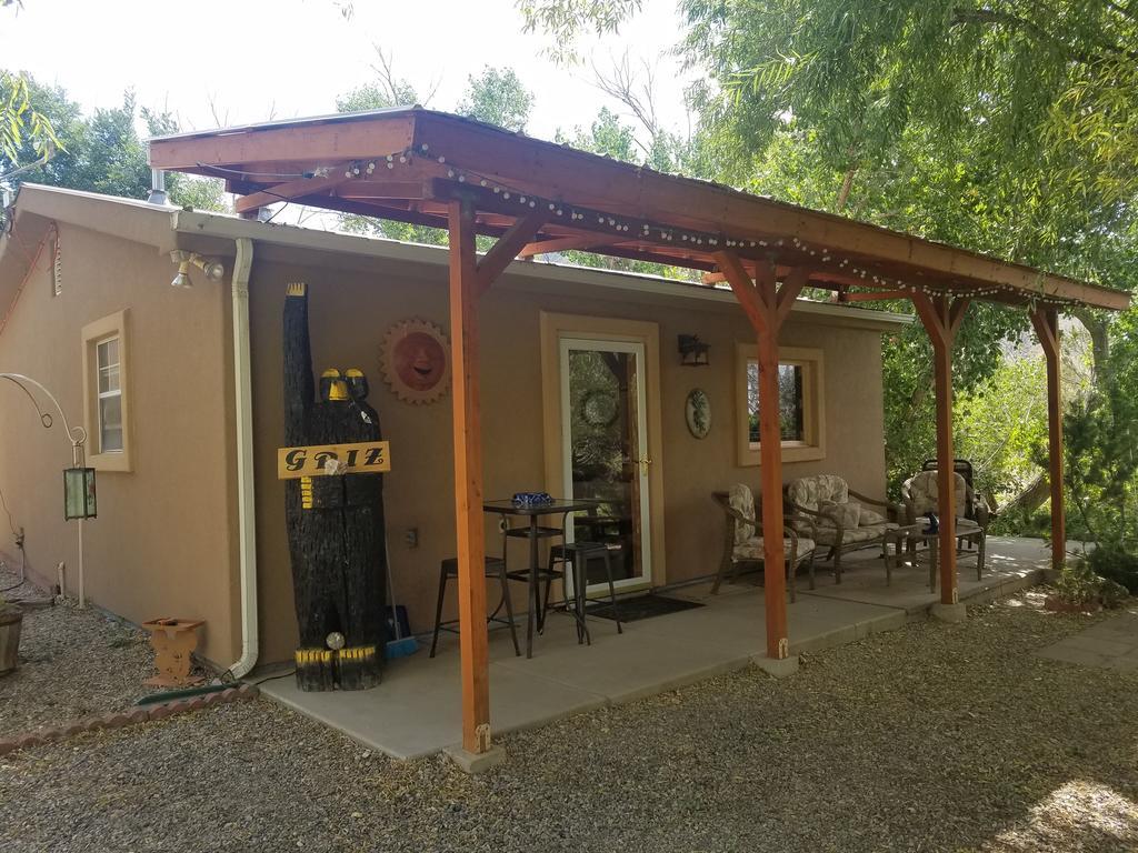 Grizzly Roadhouse Bed And Breakfast Cortez Buitenkant foto