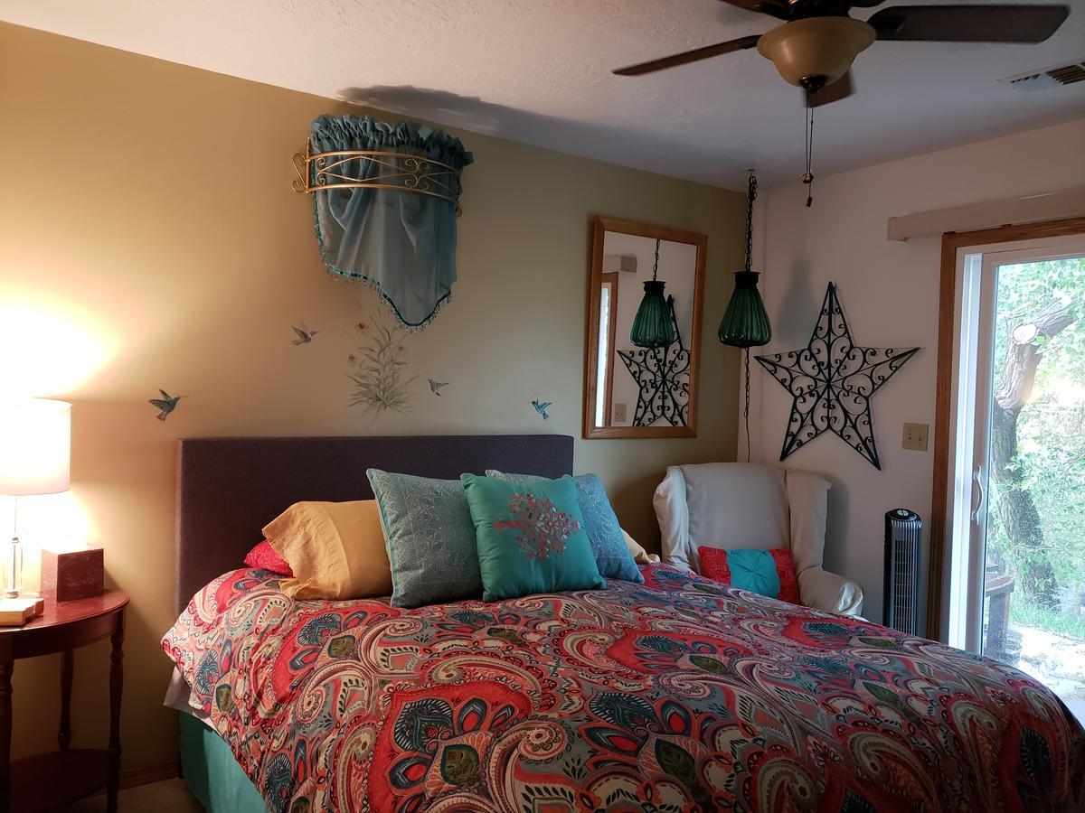 Grizzly Roadhouse Bed And Breakfast Cortez Buitenkant foto