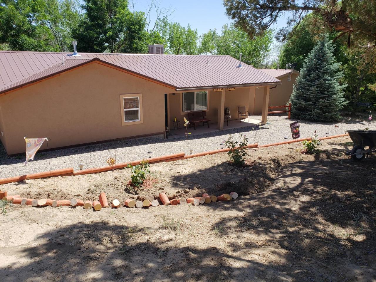 Grizzly Roadhouse Bed And Breakfast Cortez Buitenkant foto